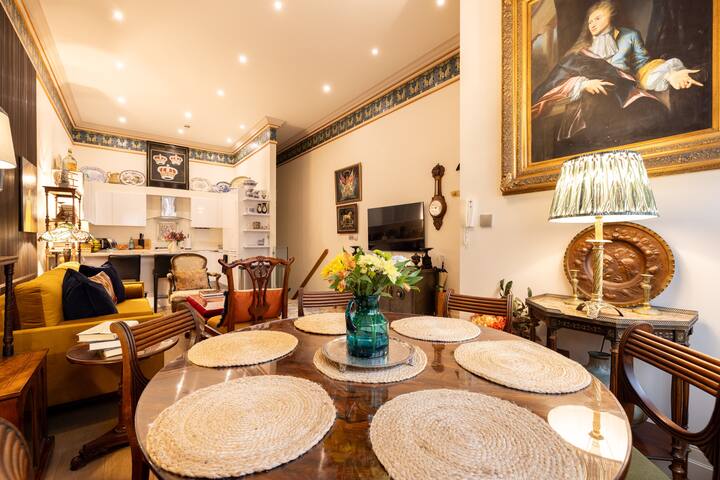 Paddington 4-Bed 8-Guest Massive Apt w/Patio gallery image 4