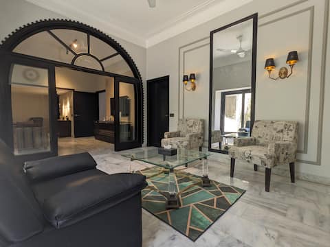 Ghumo 3BR Family Stay Bahadurabad near Aga Khan