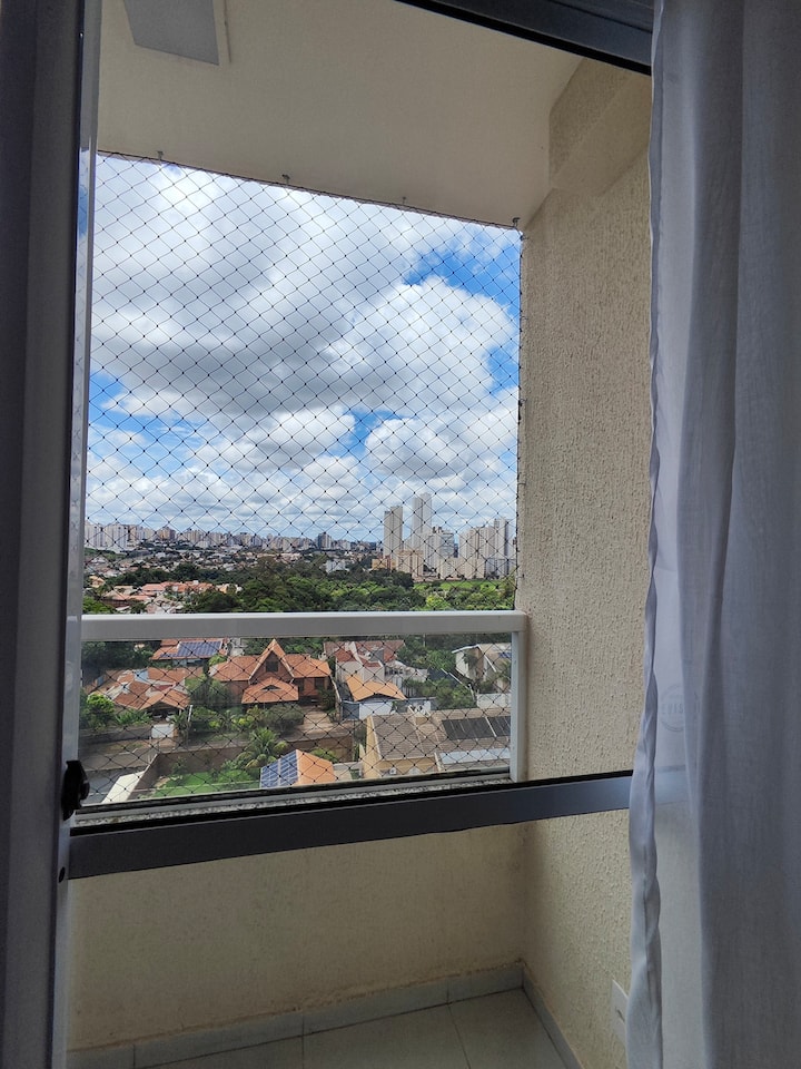 Apart Em Londrina - Ar Cond Nos Quartos E Sacada - Londrina