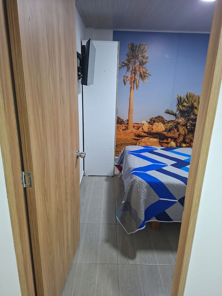 Una stanza privata e accogliente, ideale per gli ospiti che cercano comfort, relax e un'atmosfera tranquilla durante il soggiorno.