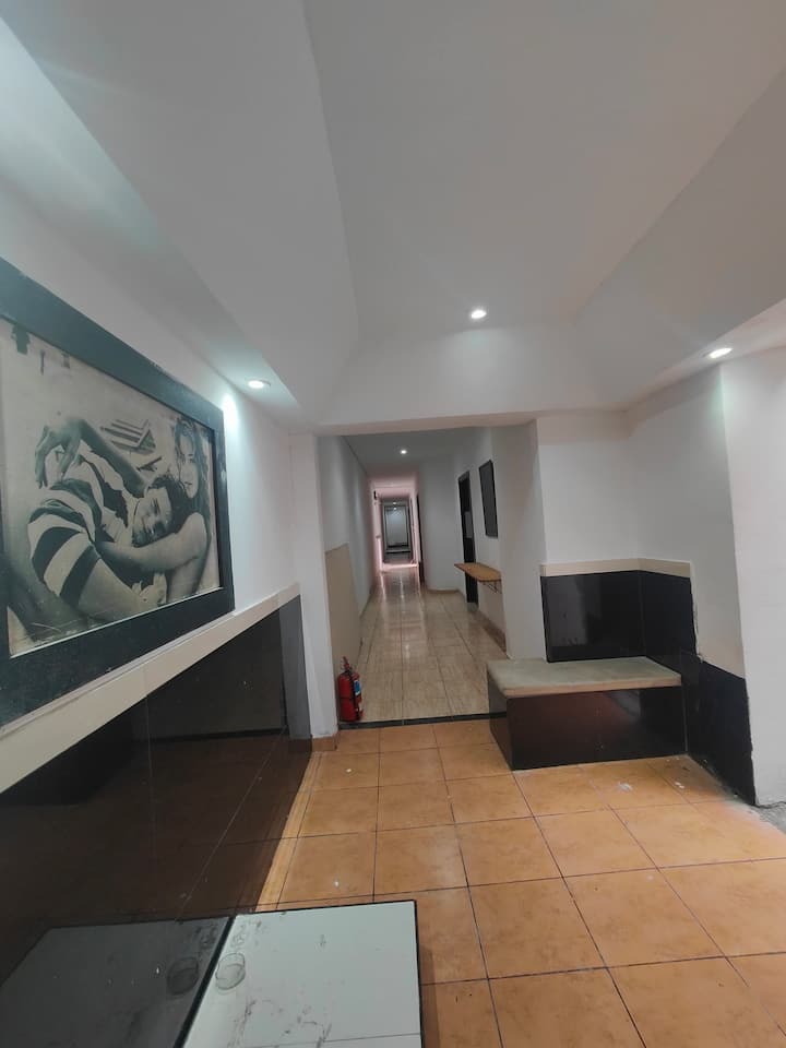 Квартира-студия в San Telmo с общей комнатой и собственной ванной