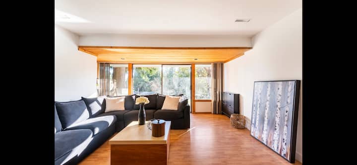 Comfortable & Warm 2br Suite - 西溫哥華