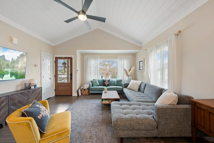 Quarry Hill Cottage - Raleigh, NC