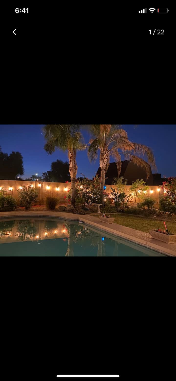 Room For One Beautiful Pool And Garden Free Coffee - Chandler, AZ