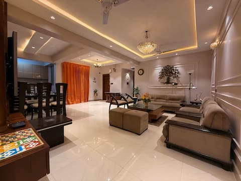 Dream Luxury Homes A very cozy and luxurious stay