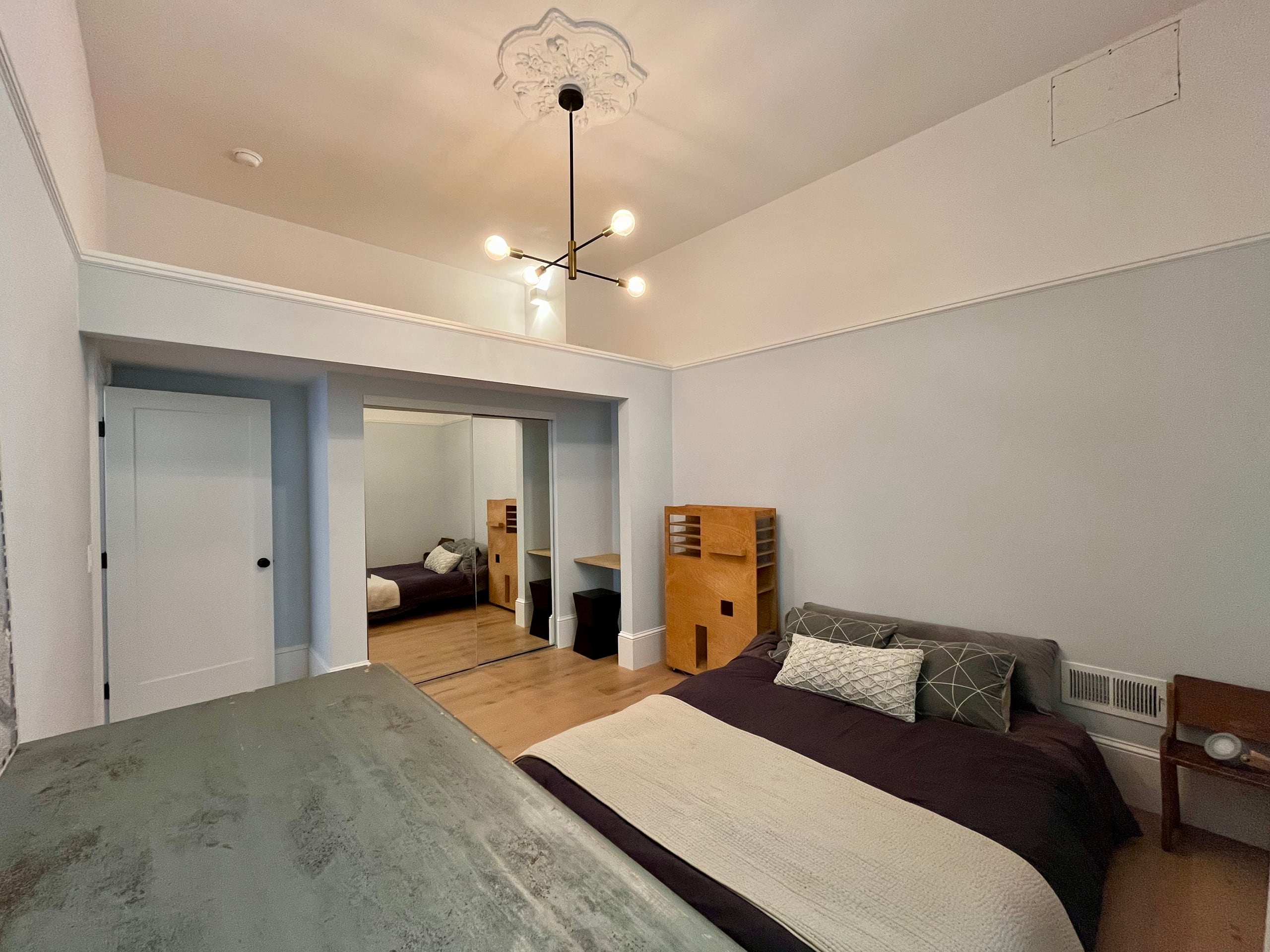 Condo in San Francisco · ★4.88 · 4 bedrooms · 5 beds · 2 baths - Image 20