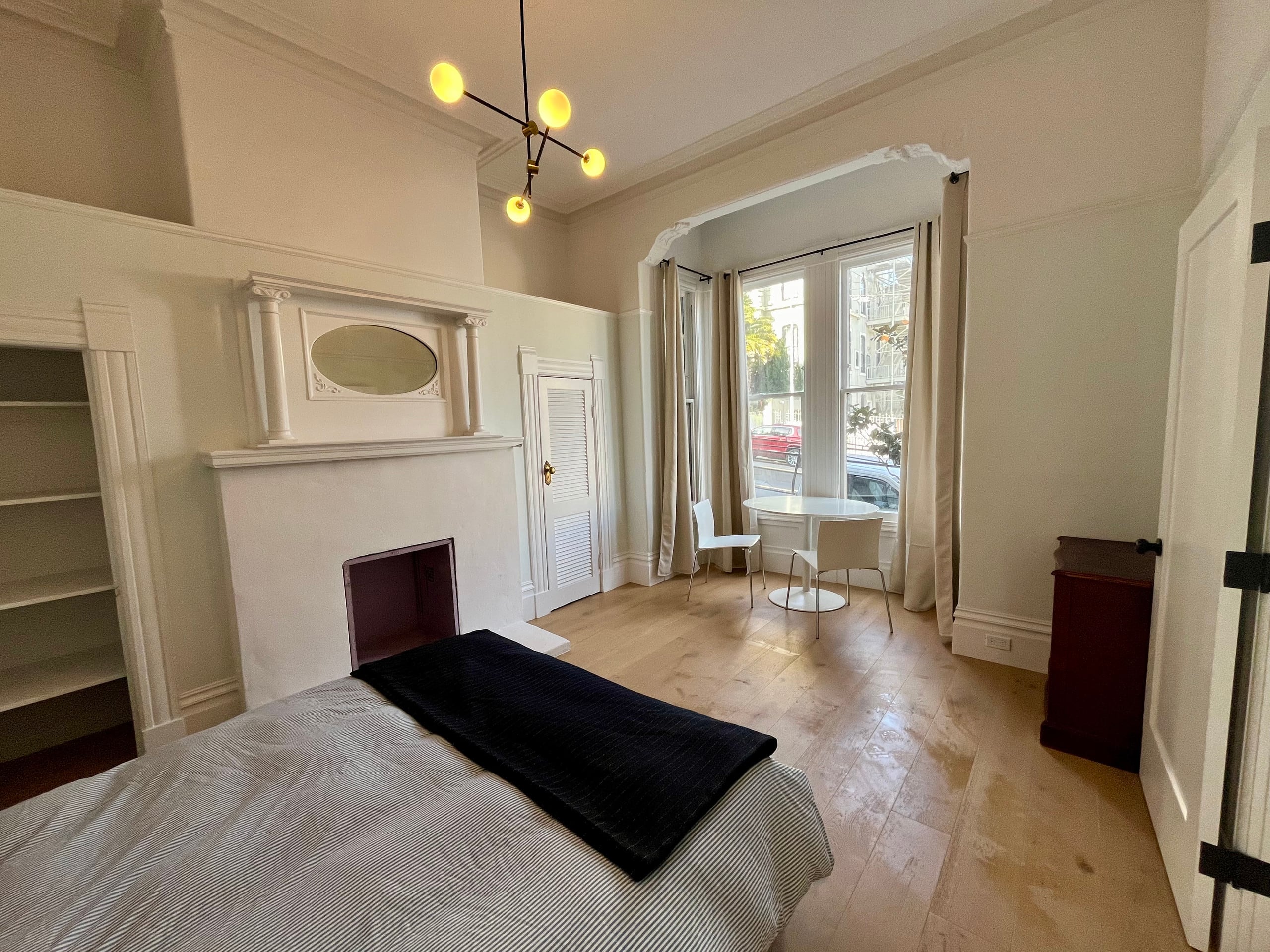 Condo in San Francisco · ★4.88 · 4 bedrooms · 5 beds · 2 baths - Image 10