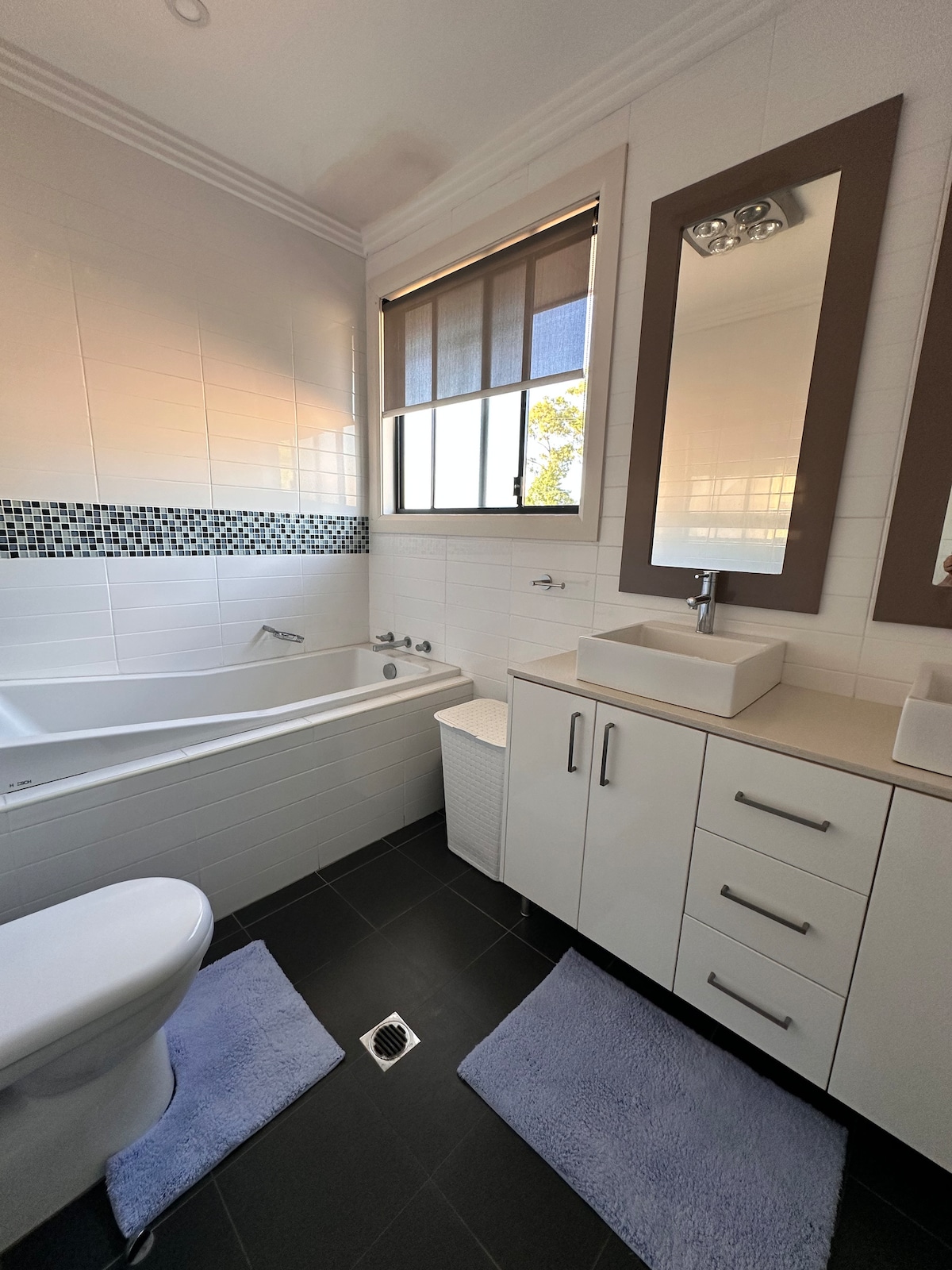Waterside Suite