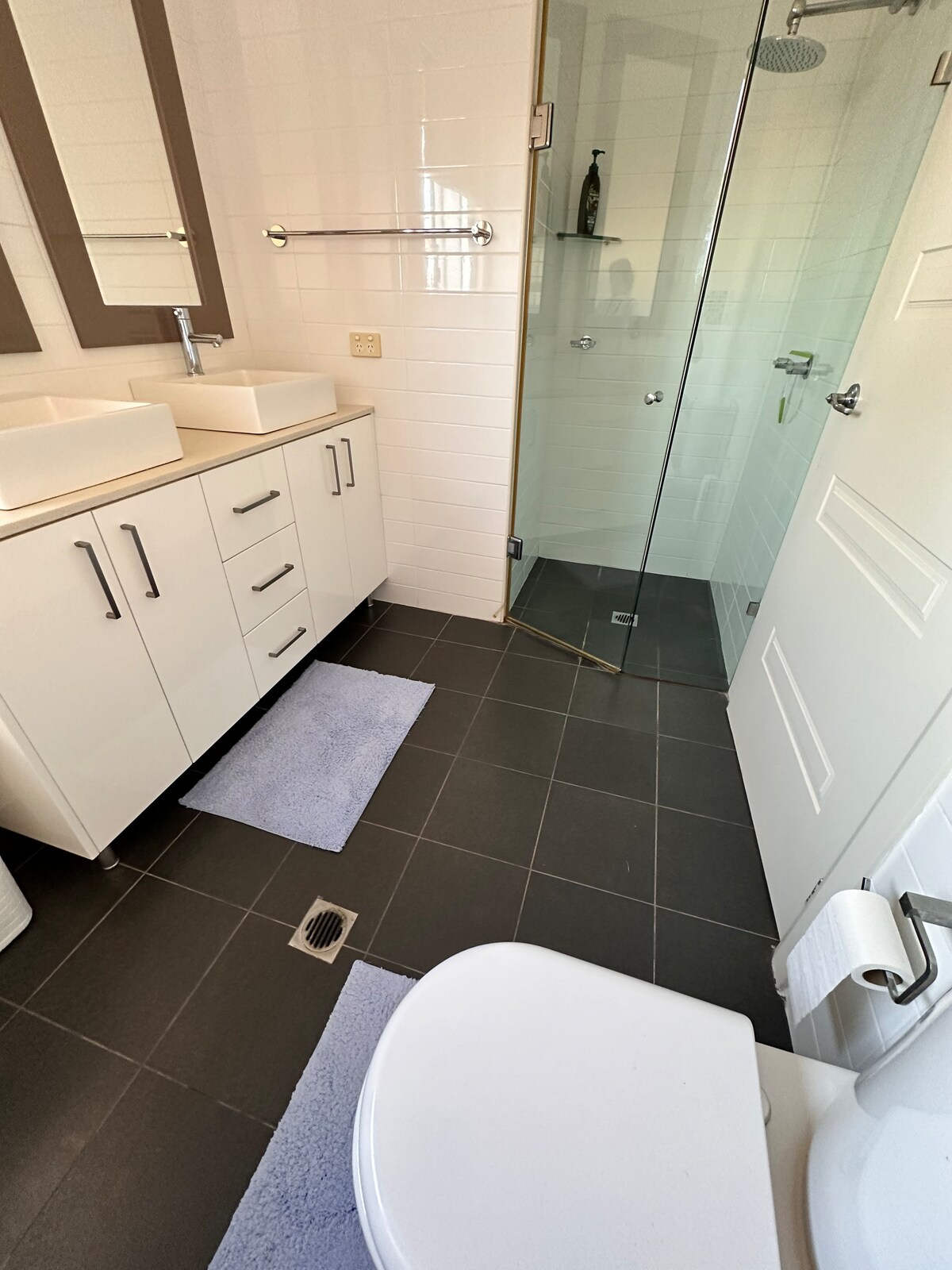 Waterside Suite