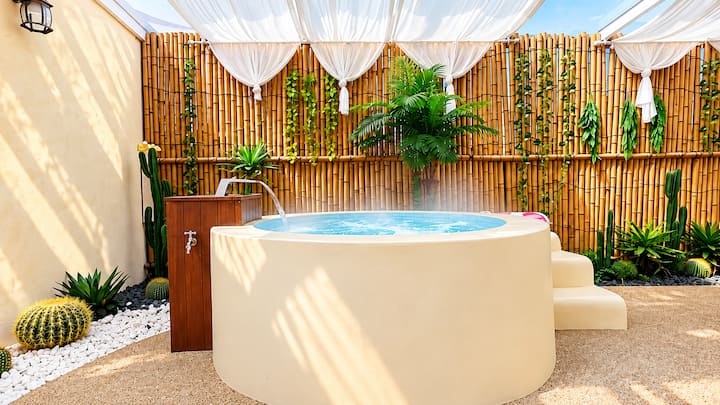Everland 5 min/Yongin Accommodation/Jacuzzi/Campfire/BBQ/One Group per Day/Spacious/Family…