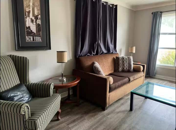 Fully Furnished Monthly Rental - Niagara Falls