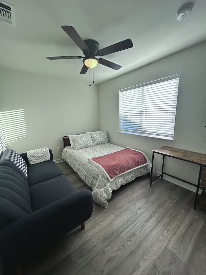 საძინებელი 3