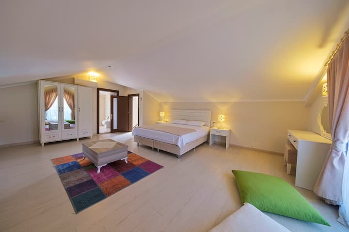 საძინებელი 4