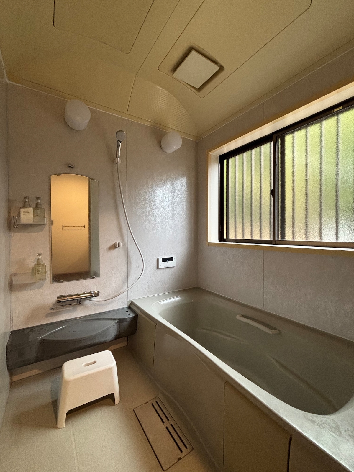 フルバスルーム