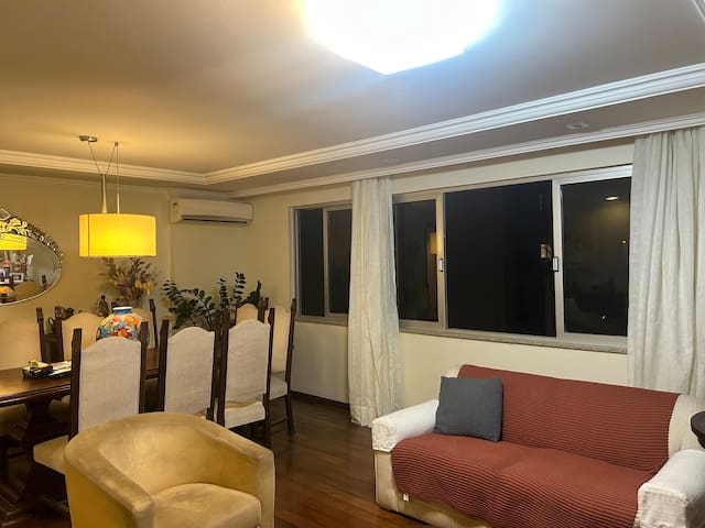 Apto 3Q, amplo e confortável!