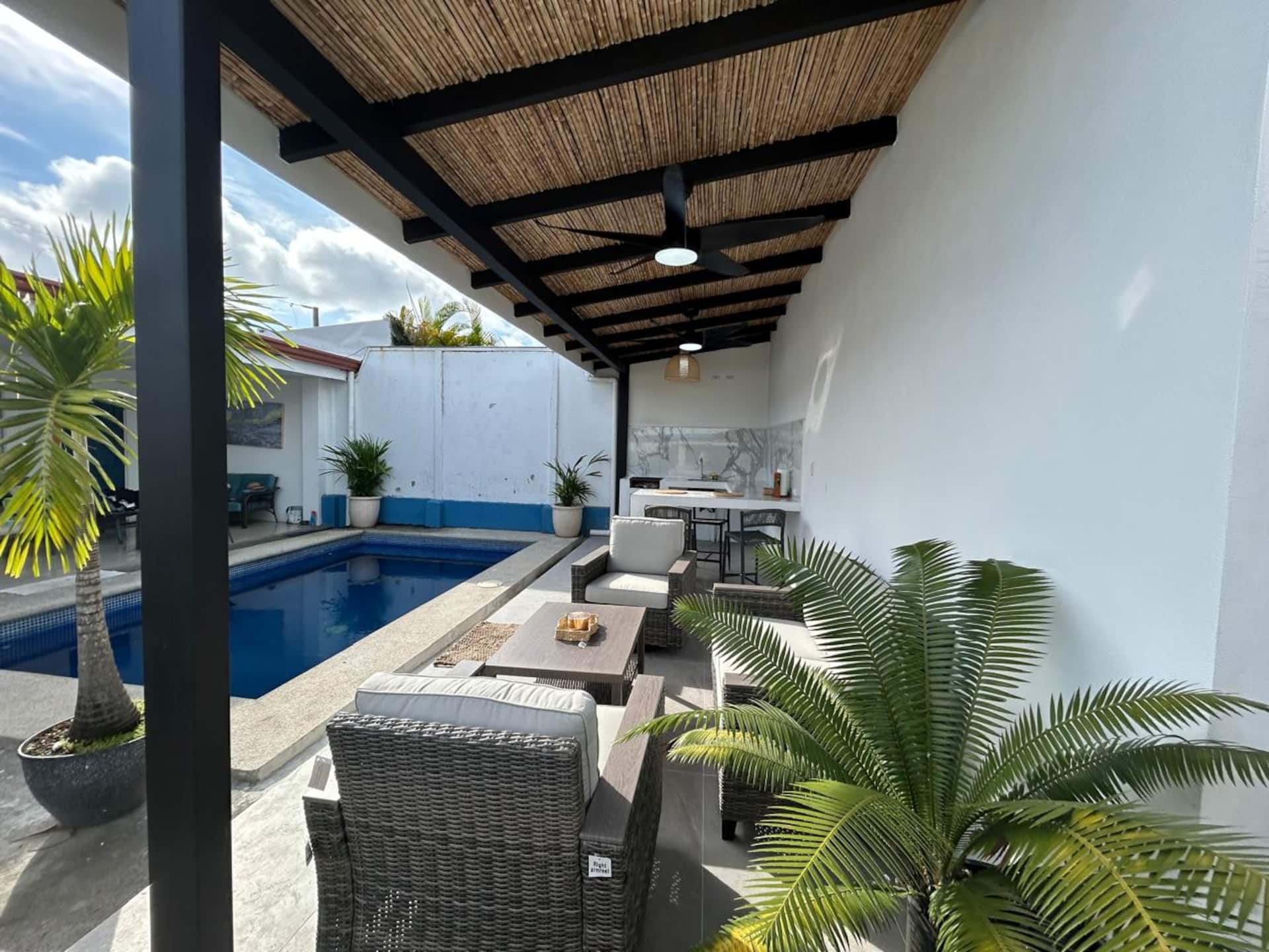 House on Bejuco beach with a pool