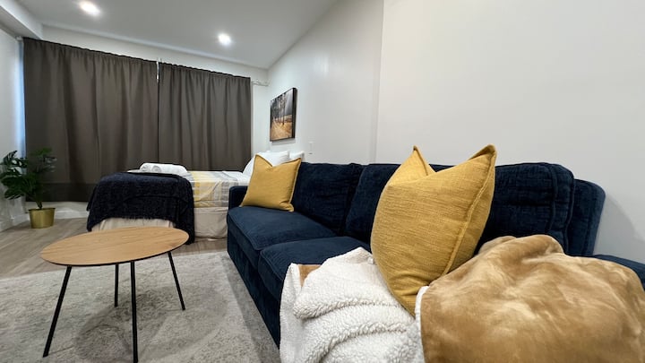 Studio In Montreal | Wifi, A/c, Smart Tv, W/d - Montréal, QC