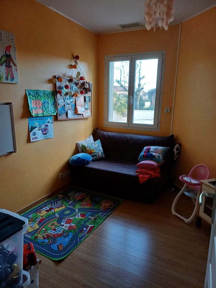 საძინებელი 4