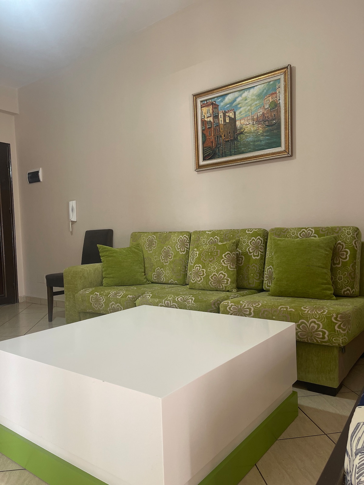 Listing 1349795561113309798