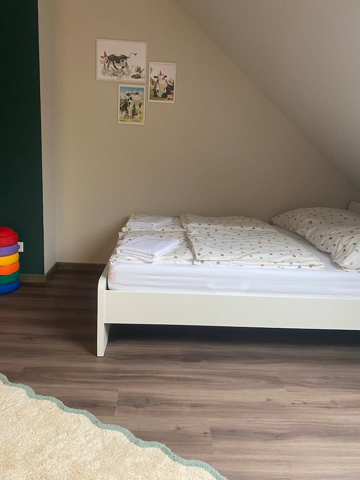 140 ס"מ x 200 ס"מ 