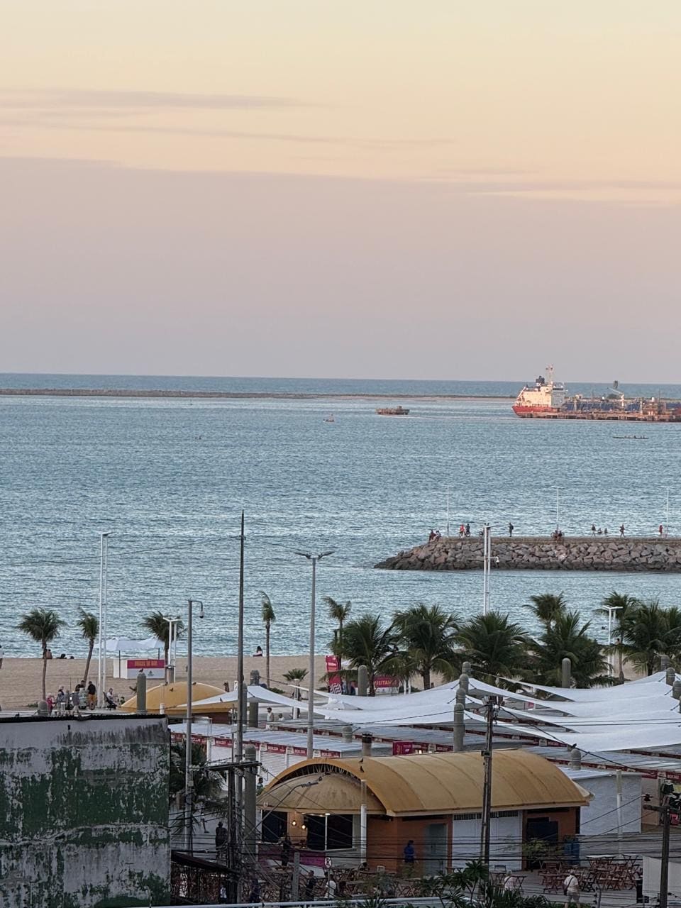 Foto do anúncio de Flat 2 suítes no Meireles - Fortaleza CE em Beira Mar, Fortaleza