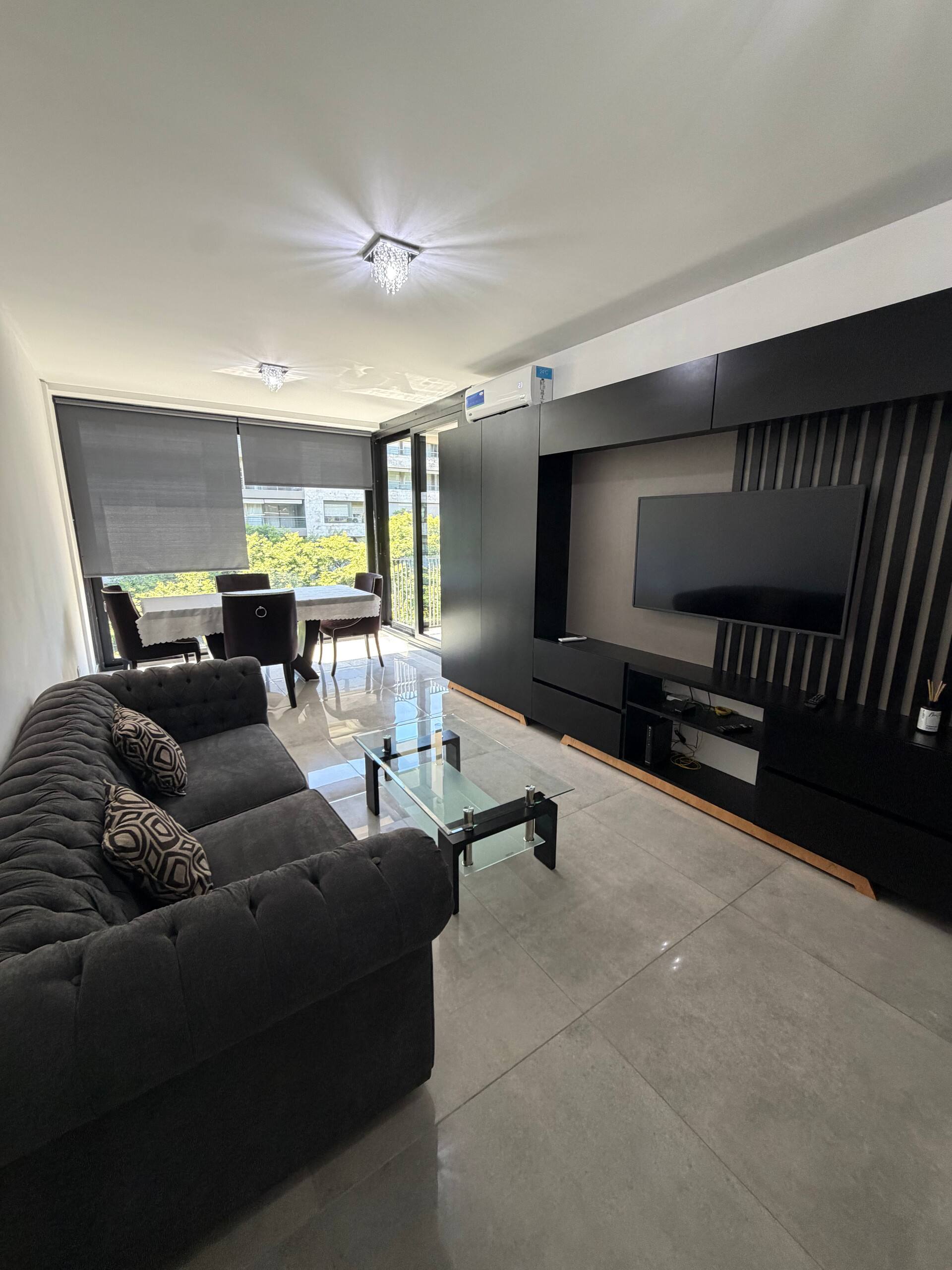 Two-bedroom apartment in Puerto Madero with pool and garage