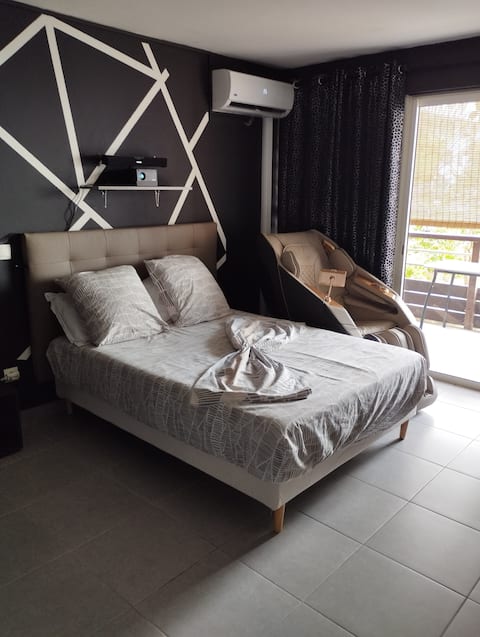 relaxing cinema apartment