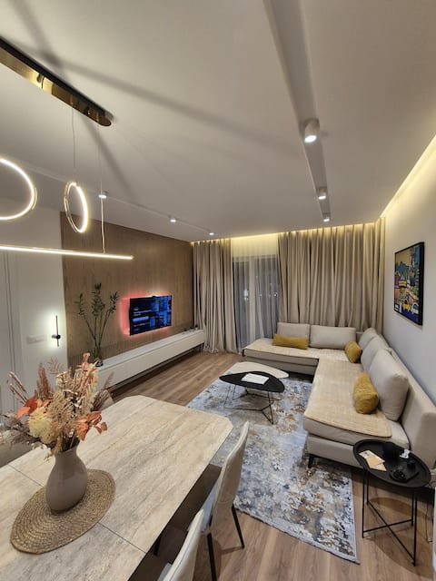Top Airbnb: Amelia Apartment 2BR/2BA-New Boulevard in Njësia Bashkiake Nr. 9