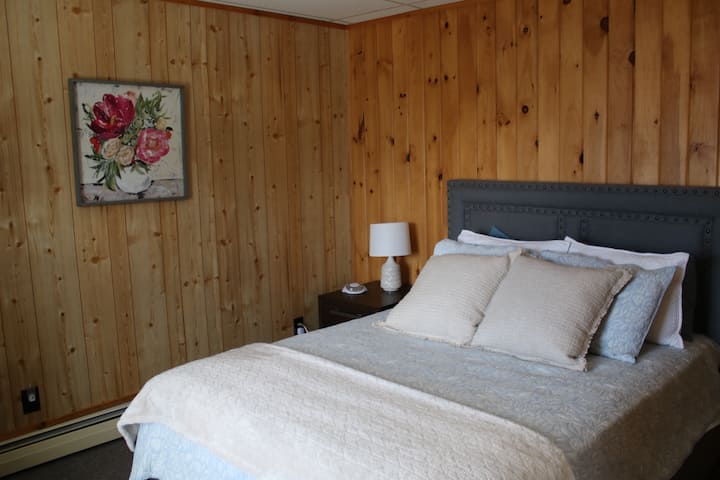 Menšia manželská posteľ