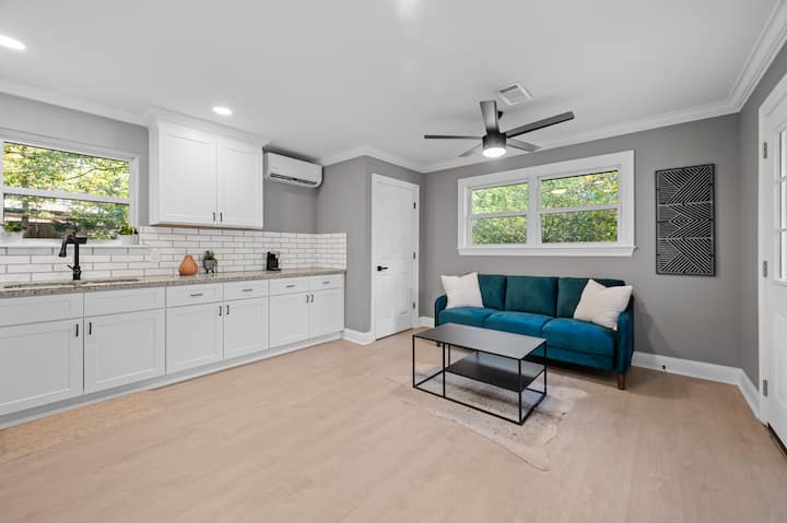 Charming Private 1br Guest House - Baton Rouge, LA
