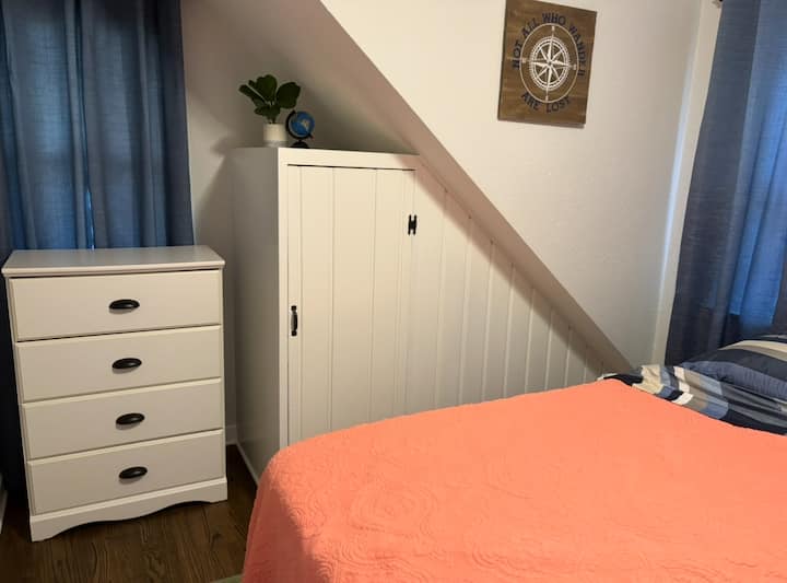 Schlafzimmer 2