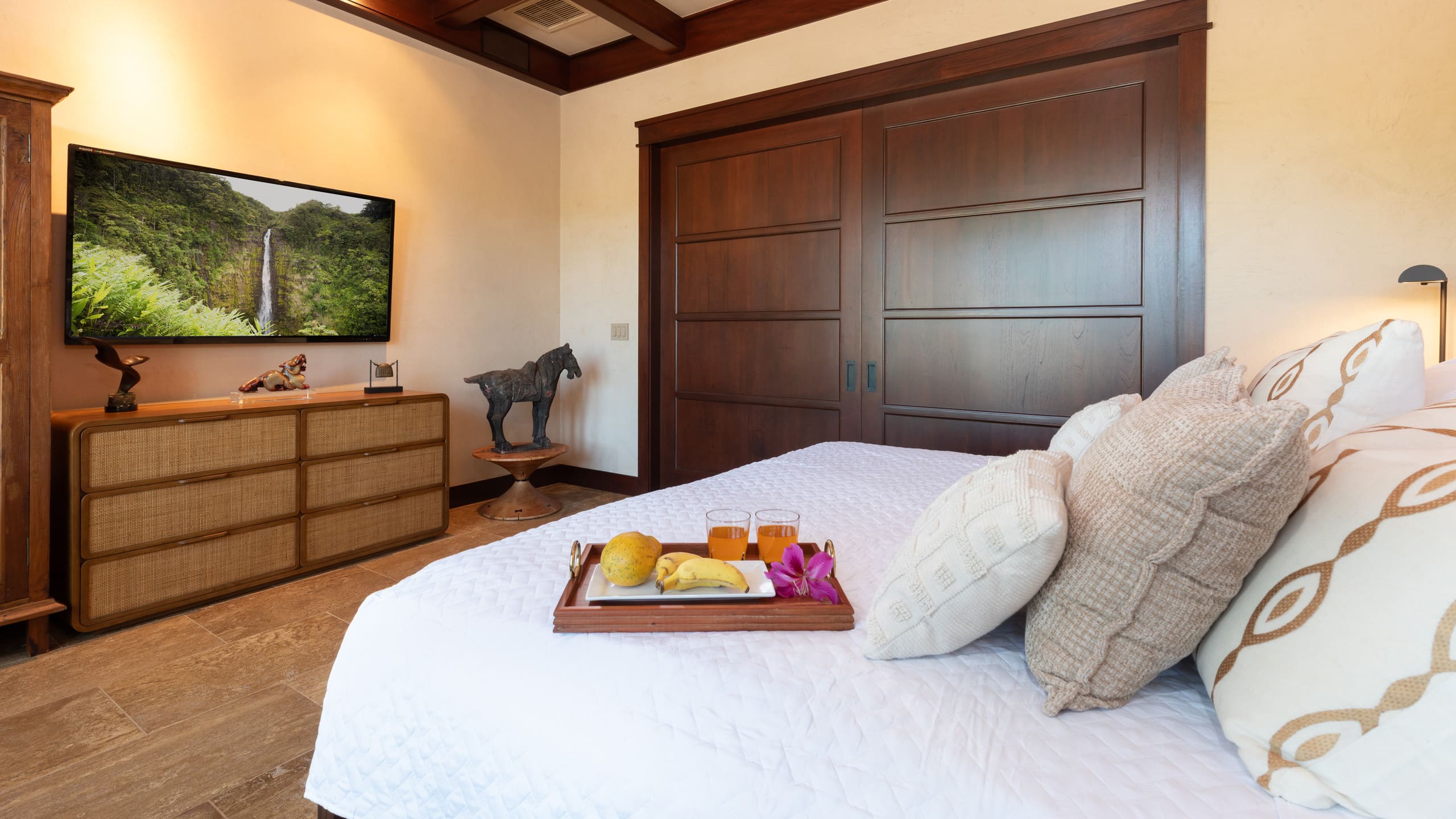 Home in Waimea · ★5.0 · 4 bedrooms · 8 beds · 3.5 baths - Image 39