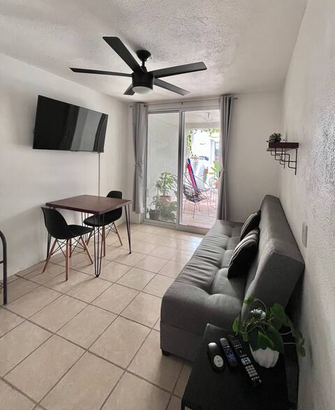 Popular Airbnb listing: Cozy Studio Carrizalillo A/C Starlink Netflix in Puerto Escondido