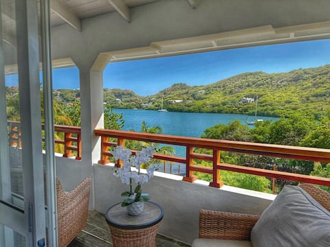Harbor Haven Luxury Retreat ll - Vehicle Included