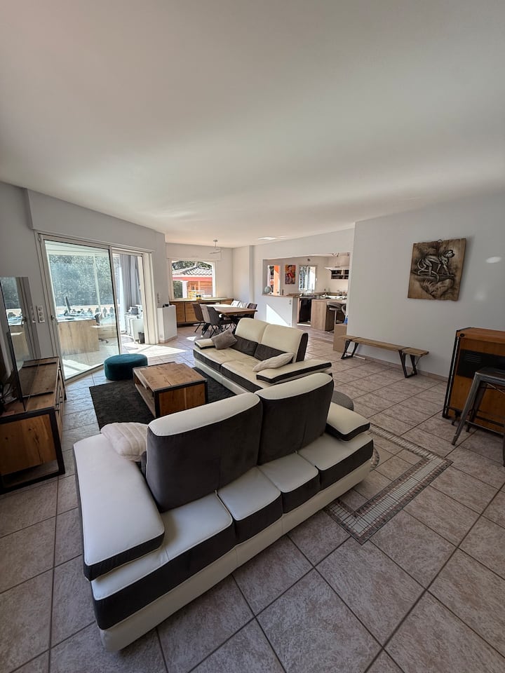 Villa Avec Piscine à Fréjus - Fréjus