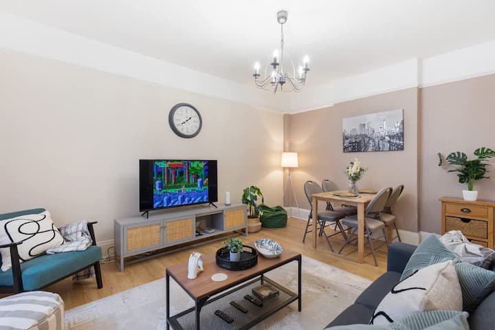 2-bed Ground Floor | 2 Bathrooms | Kensington - Chelsea