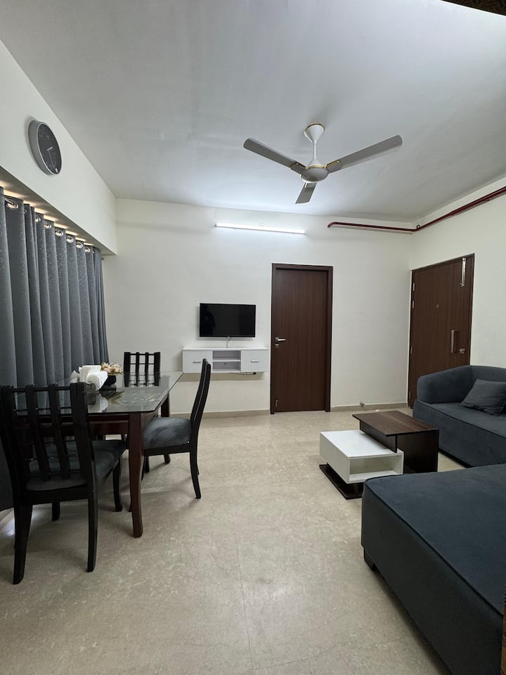 Luxury 2bhk | Near Oberoi Mall |City Skyline View - Mumbai