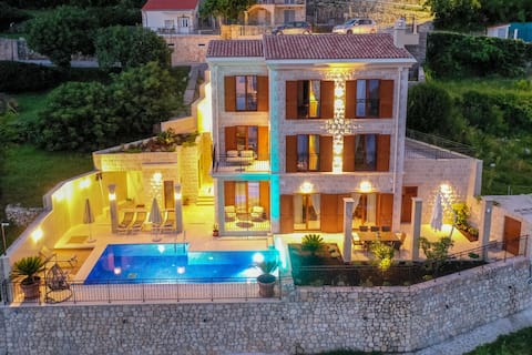 Successful Airbnb property: Lux Villa Flower 10 min to Budva in Maine