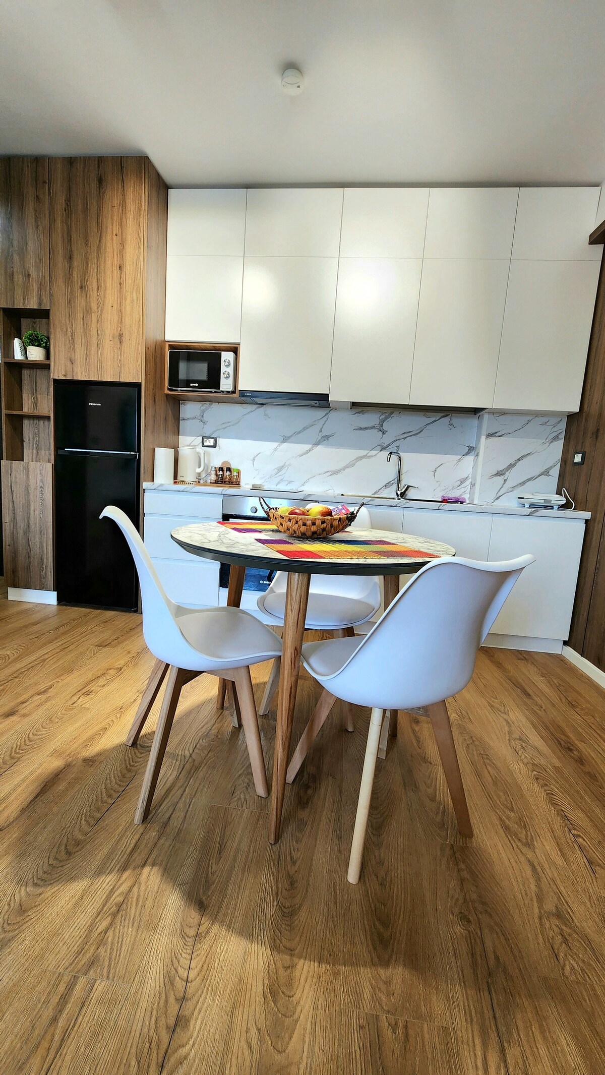 Listing 1350835644602883595