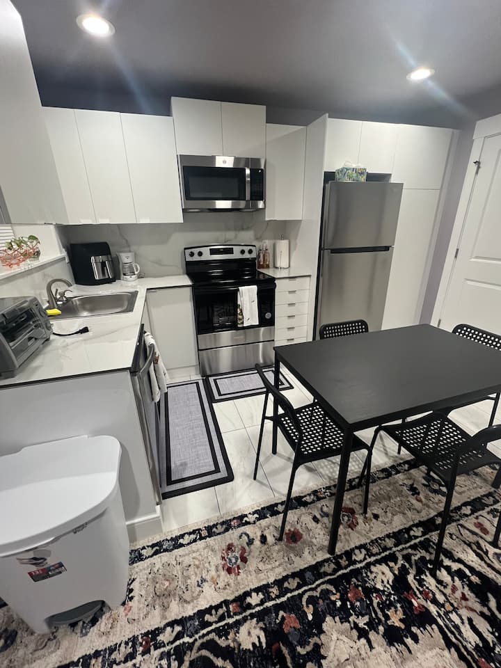 Cozy Little Place - Bothell, WA