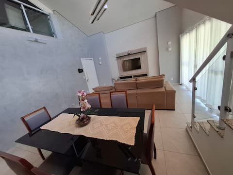 Airbnb em destaque: Casa Loreto Taubaté Hosting, parties and events em Taubaté