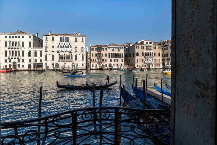 Palazzo Benzon-Rialto View(new) gallery image 4