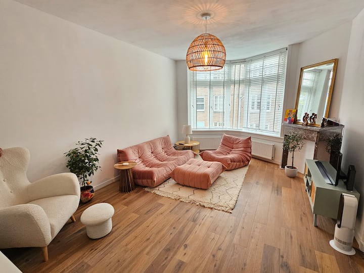 Bright, Spacious 1bed + Kids Room By The Amstel - Amsterdam
