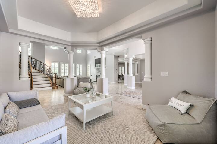 Las Vegas dream vacation house gallery image 5