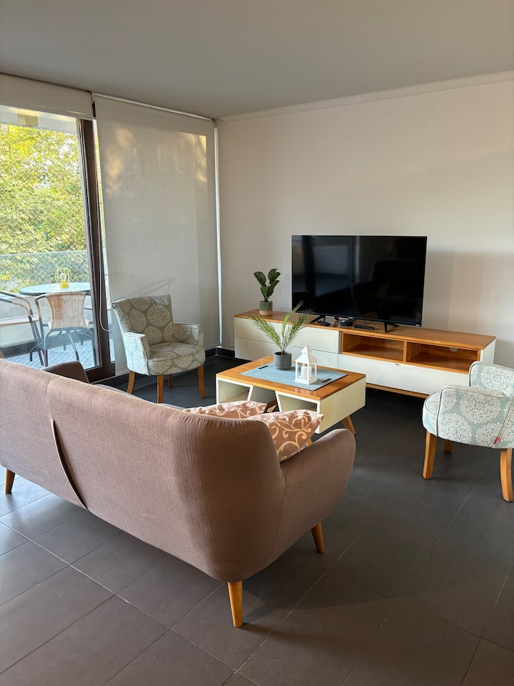 Მისაღები ოთახი