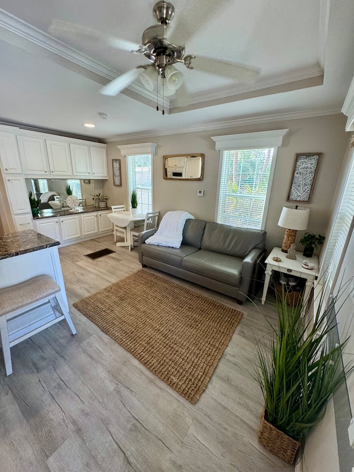 Cozy Cabin In Cr. Kayaks, Boat Parking And More! - Beverly Hills, FL