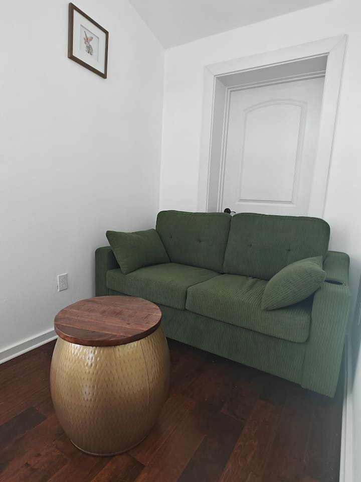 Guest House Studio - Austin, TX