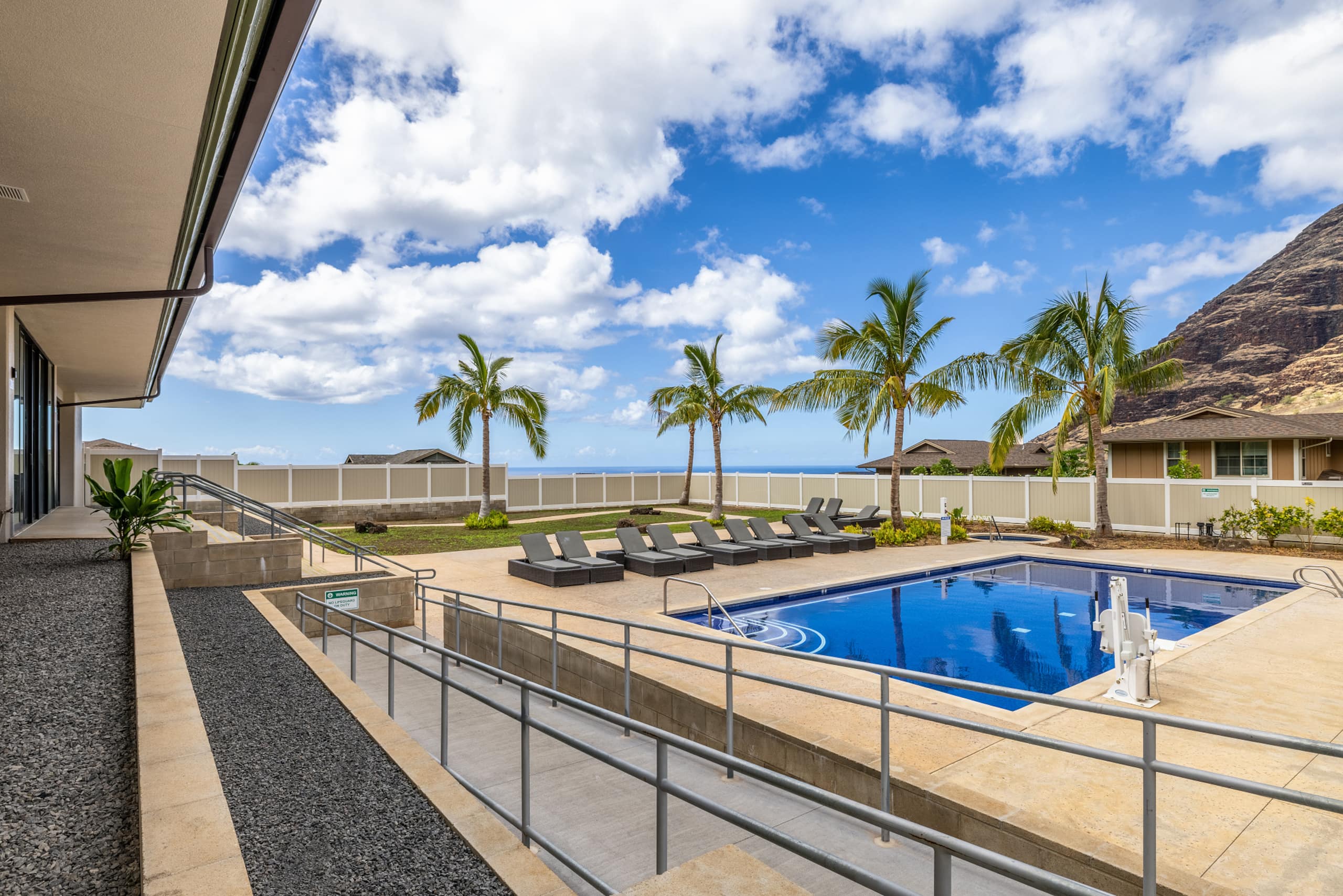 Home in Waianae · ★4.87 · 3 bedrooms · 5 beds · 2 private baths - Image 88