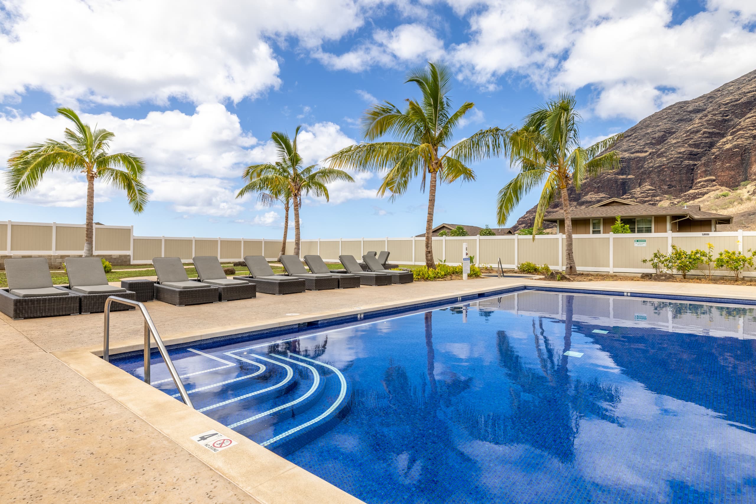 Home in Waianae · ★4.87 · 3 bedrooms · 5 beds · 2 private baths - Image 84
