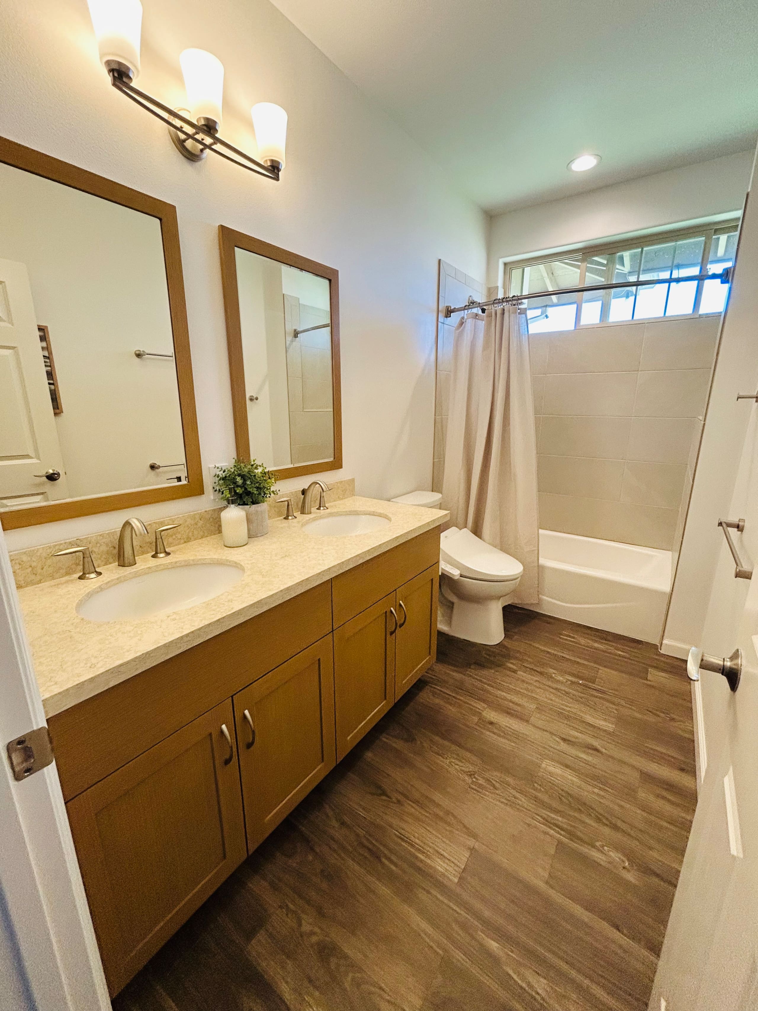 Home in Waianae · ★4.87 · 3 bedrooms · 5 beds · 2 private baths - Image 52